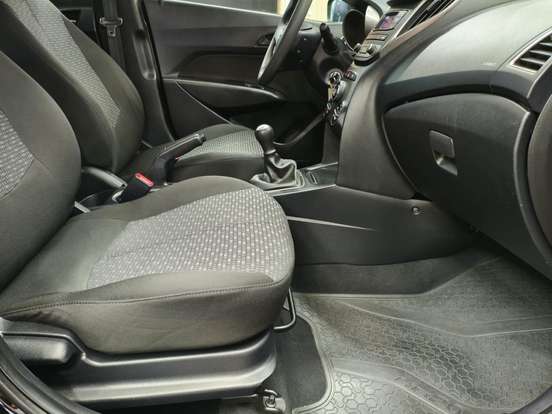 HYUNDAI-HB20-1.0 COMFORT 12V FLEX 4P MANUAL HYUNDAI-HB20-2016