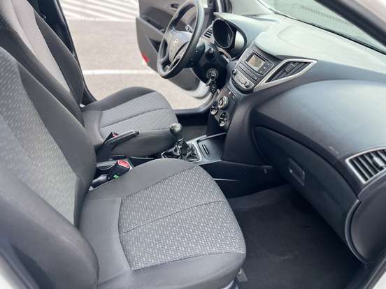 HYUNDAI-HB20-1.0 COMFORT 12V FLEX 4P MANUAL HYUNDAI-HB20-2018