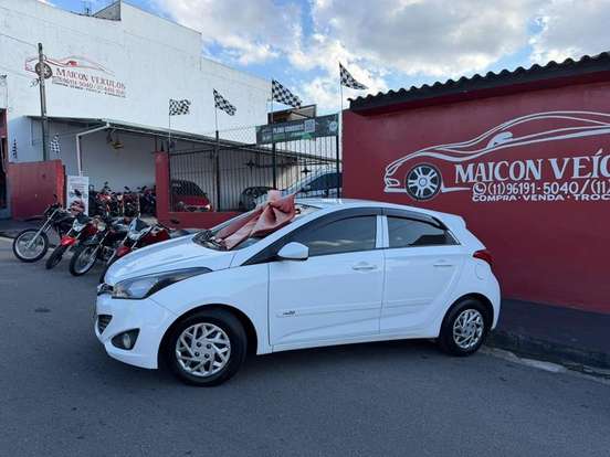 HYUNDAI-HB20-2013