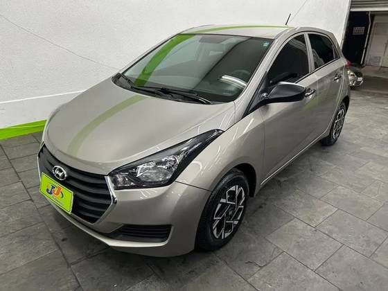 HYUNDAI HB20 1.0 COMFORT PLUS 12V FLEX 4P MANUAL
