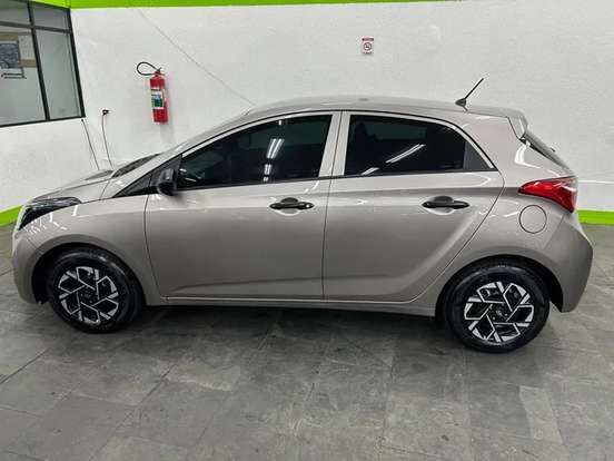 HYUNDAI-HB20-1.0 COMFORT PLUS 12V FLEX 4P MANUAL HYUNDAI-HB20-2017