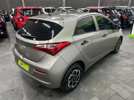 HYUNDAI-HB20-2017