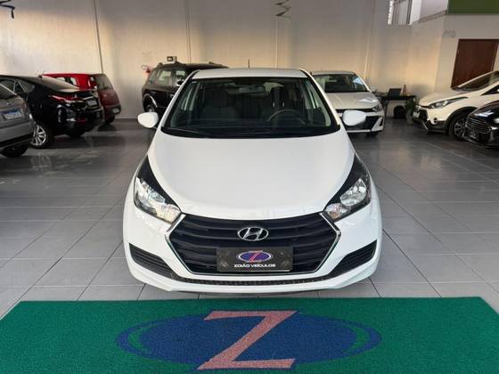 HYUNDAI HB20 1.0 COMFORT PLUS 12V TURBO FLEX 4P MANUAL