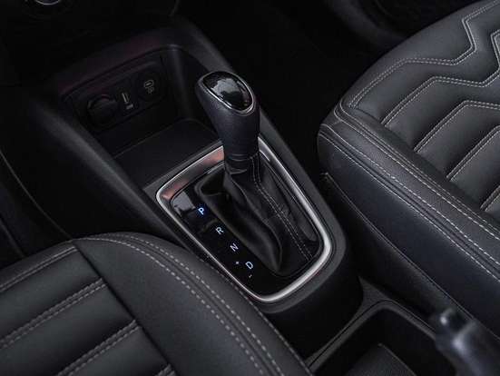 HYUNDAI-HB20-2023