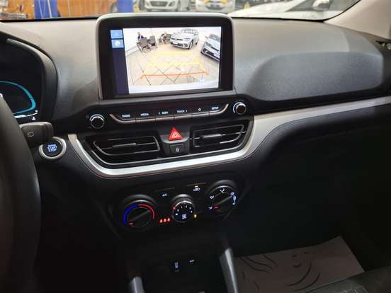 HYUNDAI-HB20-2023