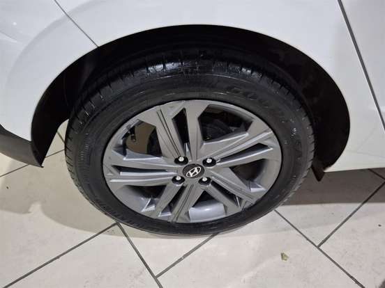 HYUNDAI-HB20-2026