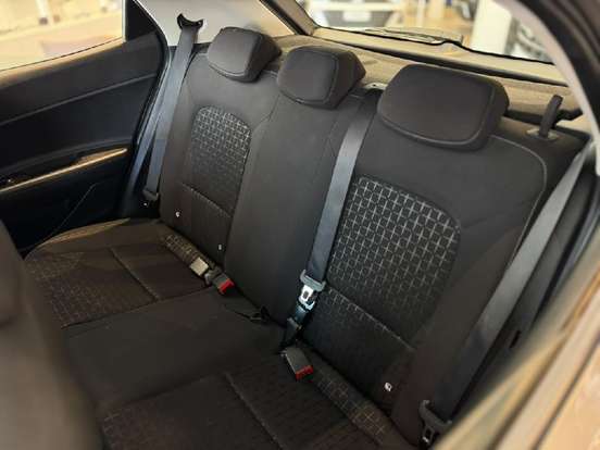 HYUNDAI-HB20-2025