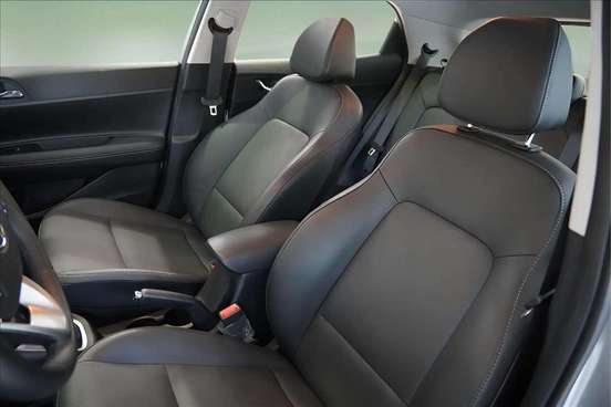 HYUNDAI-HB20-2025