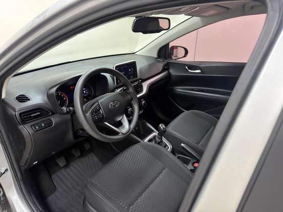 HYUNDAI-HB20-2021