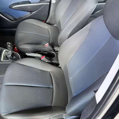 HYUNDAI-HB20-2013