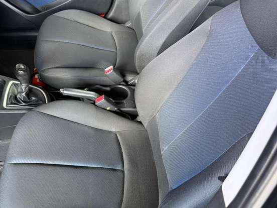 HYUNDAI-HB20-1.6 COMFORT 16V FLEX 4P MANUAL HYUNDAI-HB20-2013