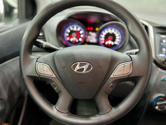 HYUNDAI-HB20-1.6 COMFORT PLUS 16V FLEX 4P AUTOMÁTICO HYUNDAI-HB20-2018