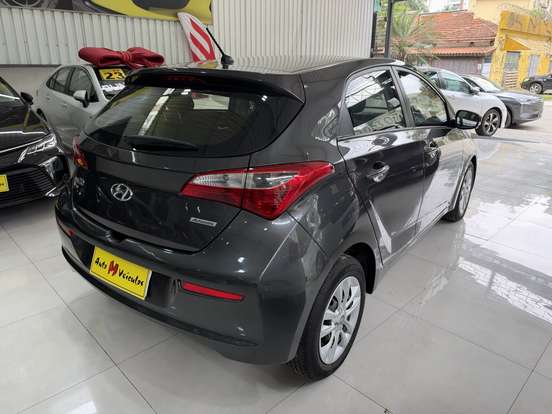 HYUNDAI-HB20-2017