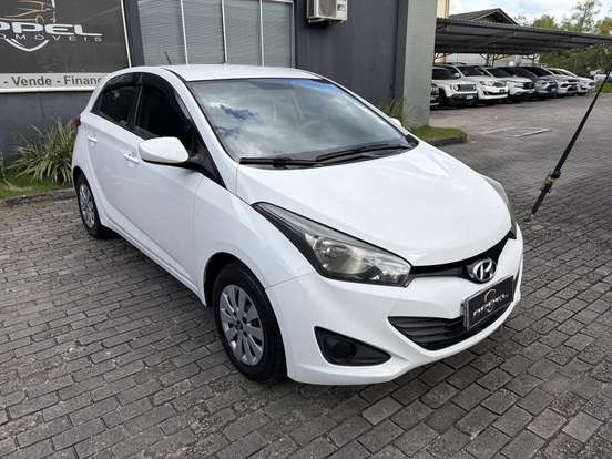 HYUNDAI-HB20-2015