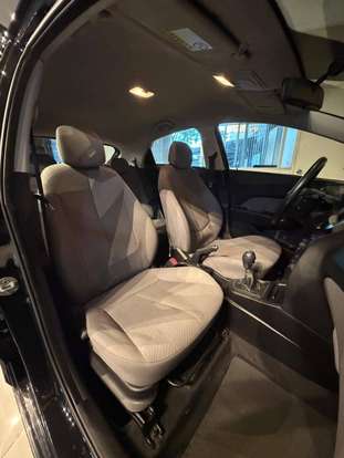 HYUNDAI-HB20-1.6 PREMIUM 16V FLEX 4P MANUAL HYUNDAI-HB20-2013