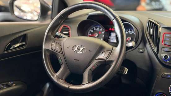 HYUNDAI-HB20-1.6 R SPEC 16V FLEX 4P AUTOMÁTICO HYUNDAI-HB20-2016
