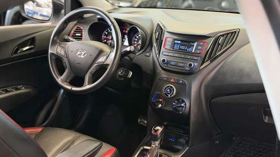 HYUNDAI-HB20-1.6 R SPEC 16V FLEX 4P AUTOMÁTICO HYUNDAI-HB20-2016