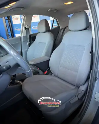 HYUNDAI-HB20S-2023