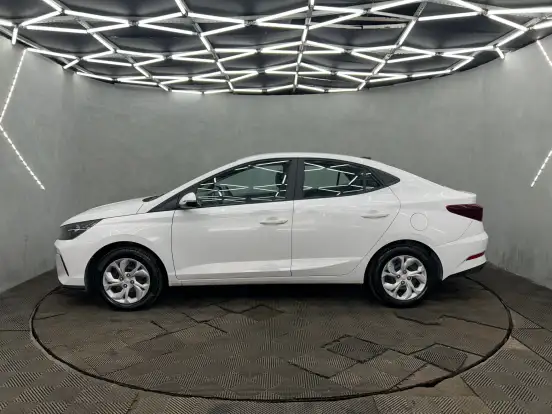 HYUNDAI-HB20S-1.0 12V FLEX COMFORT PLUS MANUAL HYUNDAI-HB20S-2024