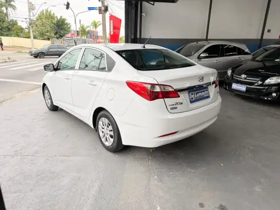 HYUNDAI-HB20S-2014