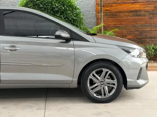 HYUNDAI-HB20S-2025