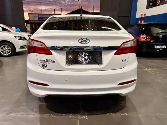 HYUNDAI-HB20S-2017