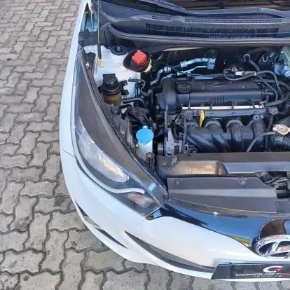 HYUNDAI-HB20S-2013