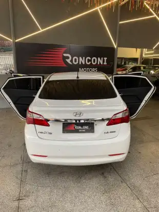HYUNDAI-HB20S-2015