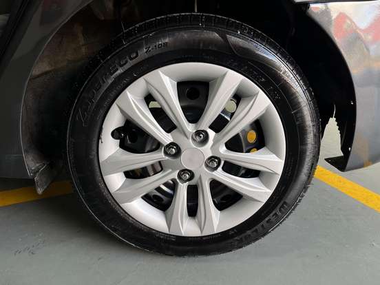 HYUNDAI-HB20S-2017