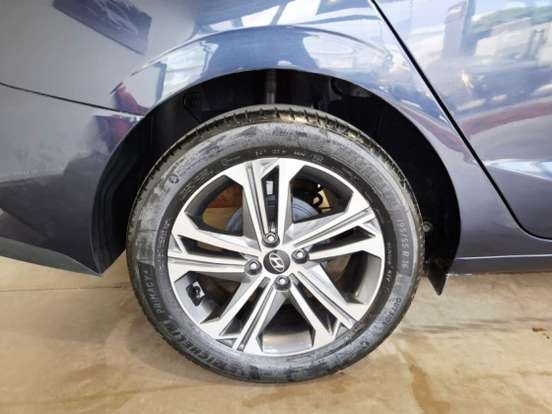 HYUNDAI-HB20S-2023