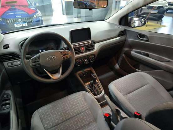 HYUNDAI-HB20S-2024