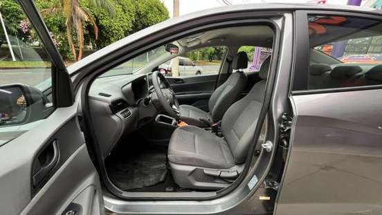 HYUNDAI-HB20S-2025