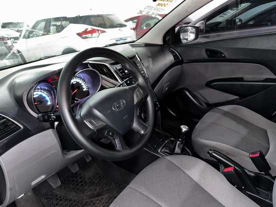 HYUNDAI-HB20S-1.0 UNIQUE 12V FLEX 4P MANUAL HYUNDAI-HB20S-2019
