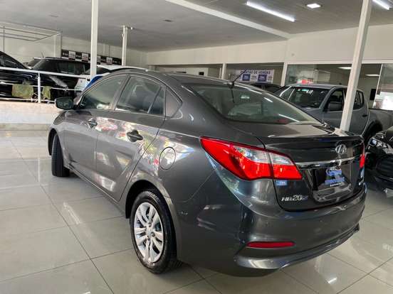 HYUNDAI-HB20S-2017