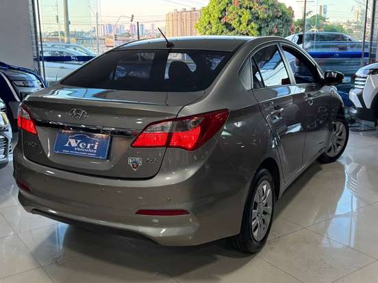 HYUNDAI-HB20S-1.6 COMFORT PLUS 16V FLEX 4P MANUAL HYUNDAI-HB20S-2016