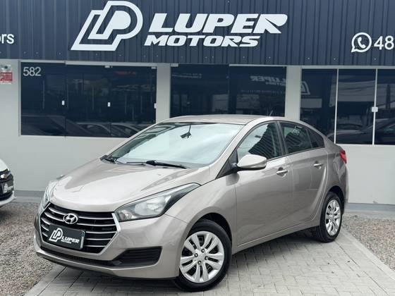 HYUNDAI HB20S 1.6 COMFORT STYLE 16V FLEX 4P AUTOMÁTICO