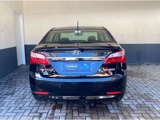 HYUNDAI-HB20S-2013