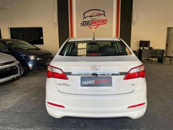 HYUNDAI-HB20S-2016