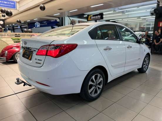HYUNDAI-HB20S-2014