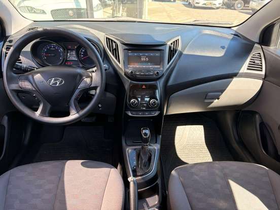 HYUNDAI-HB20S-2016