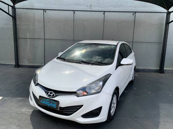 HYUNDAI HB20S 1.6 PREMIUM 16V FLEX 4P AUTOMÁTICO