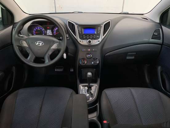HYUNDAI-HB20S-2013