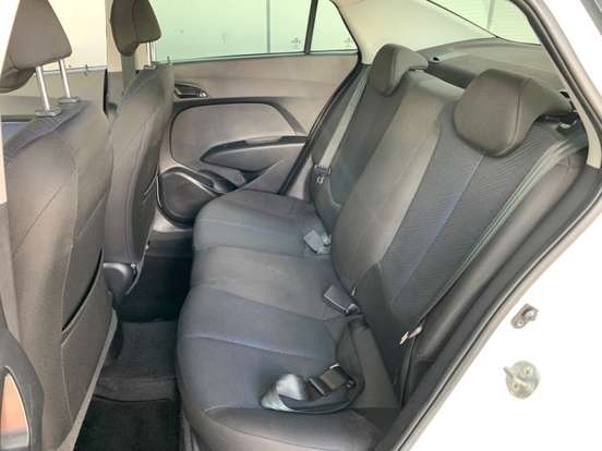 HYUNDAI-HB20S-2013