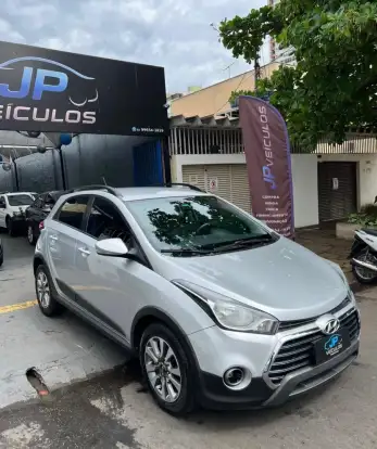 HYUNDAI-HB20X-1.6 16V STYLE FLEX 4P AUTOMÁTICO HYUNDAI-HB20X-2016