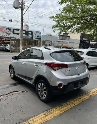 HYUNDAI-HB20X-2016