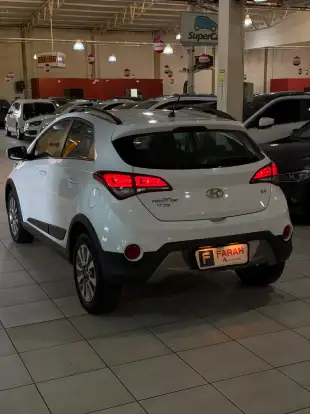 HYUNDAI-HB20X-1.6 16V STYLE FLEX 4P MANUAL HYUNDAI-HB20X-2018