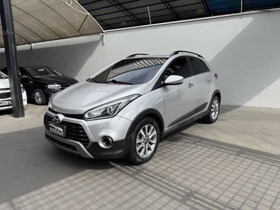 HYUNDAI HB20X 1.6 16V PREMIUM FLEX 4P AUTOMÁTICO