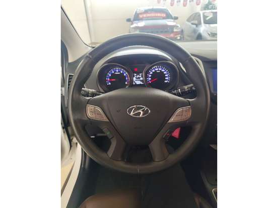 HYUNDAI-HB20X-2016