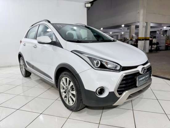 HYUNDAI-HB20X-1.6 16V PREMIUM FLEX 4P AUTOMÁTICO HYUNDAI-HB20X-2016