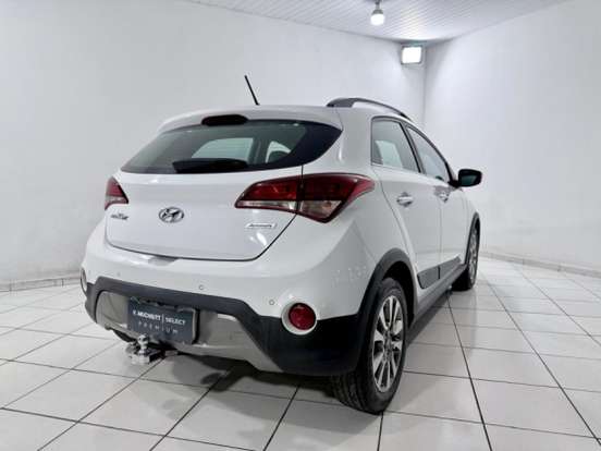 HYUNDAI-HB20X-1.6 16V PREMIUM FLEX 4P AUTOMÁTICO HYUNDAI-HB20X-2016